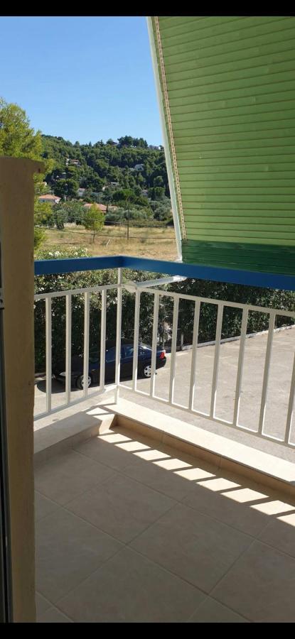 Apartment With Sea View Oropos Exterior photo